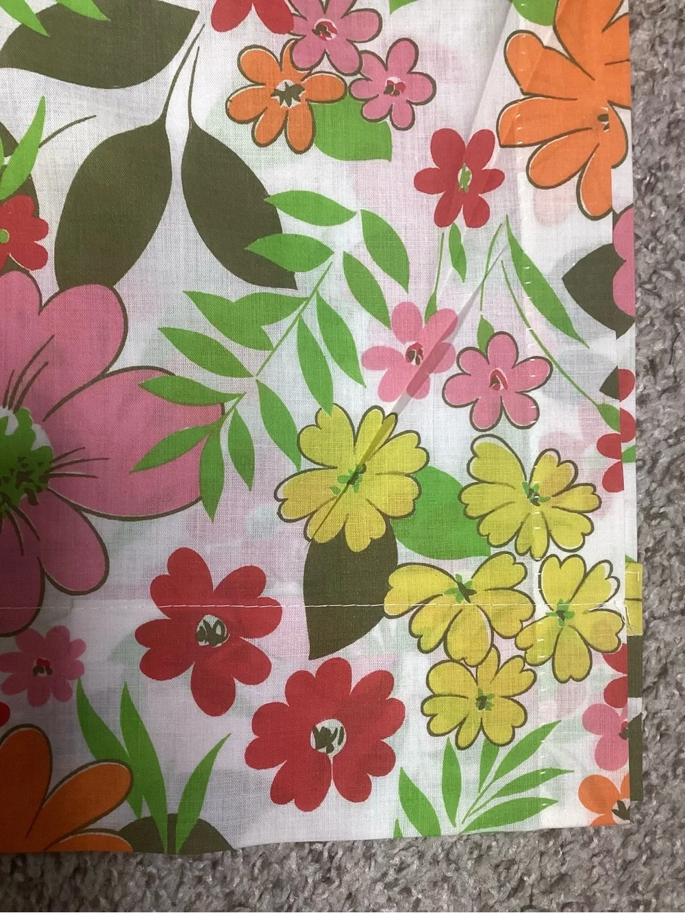 Vintage NIP Kodel Bright Floral Curtains (3) and Valances (6) 45”